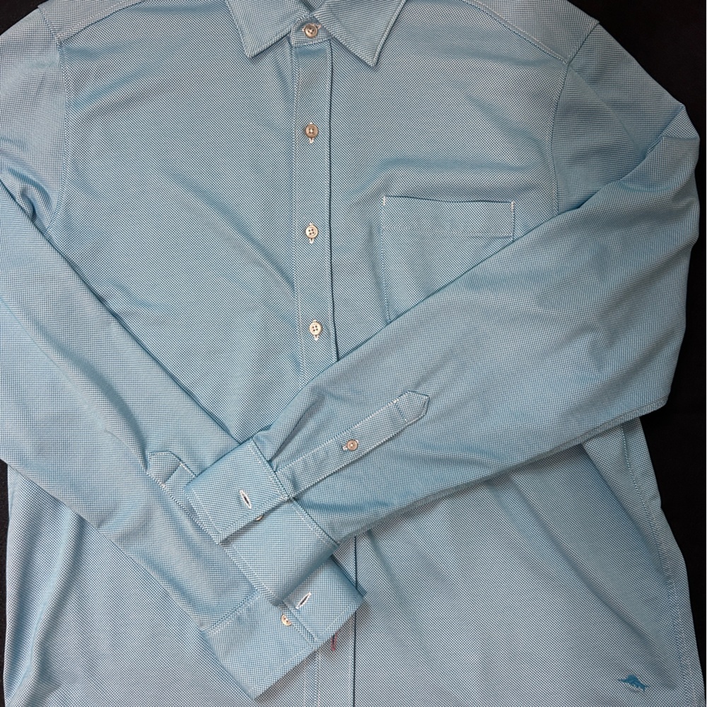 Tommy Bahama Light Blue Casual Button Down Shirt